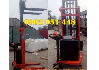 ban-xe-nang-dien-1.5-tan-nang-cao-3-met-gia-re-nhat-tai-thach-that