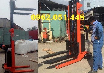 xe-nang-dien-nho-gon-1.5-tan-nang-cao-3-met-gia-re-tai-sai-gòn